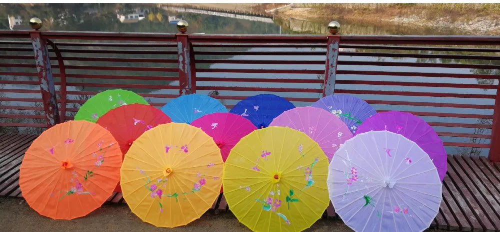 1pcs Chinese art umbrella bamboo frame silk parasol for wedding birthday party bride bridemaid hand-painted flower design