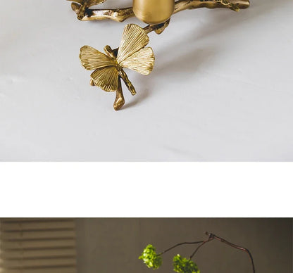 Golden metal brass candle holder, ginkgo leaves, European style, ancient desktop crafts, home decoration candle holders