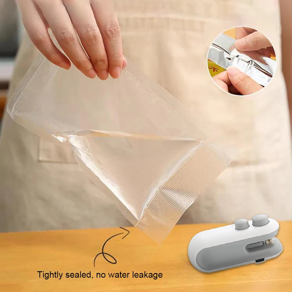 Mini Heat Bag Sealing Machine Portable Plastic Bags Packing Sealer for Snacks Home Handheld Sealer Food Packaging Heat Sealer